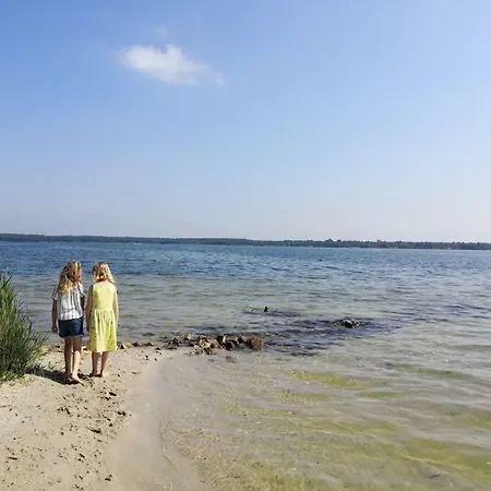 Helenes Ferienwohnung auf dem Bauernhof - Lausitzer Seenland Lauta Exterior foto